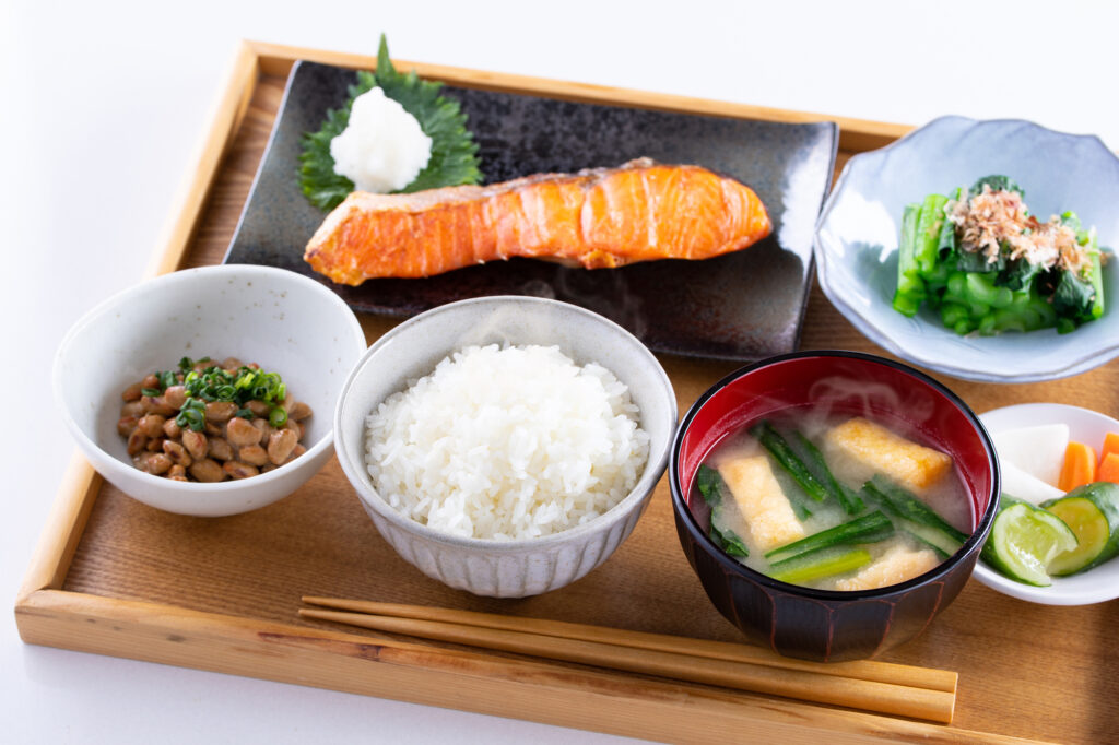 ダイエット中でも朝ごはんを食べたほうがよい理由