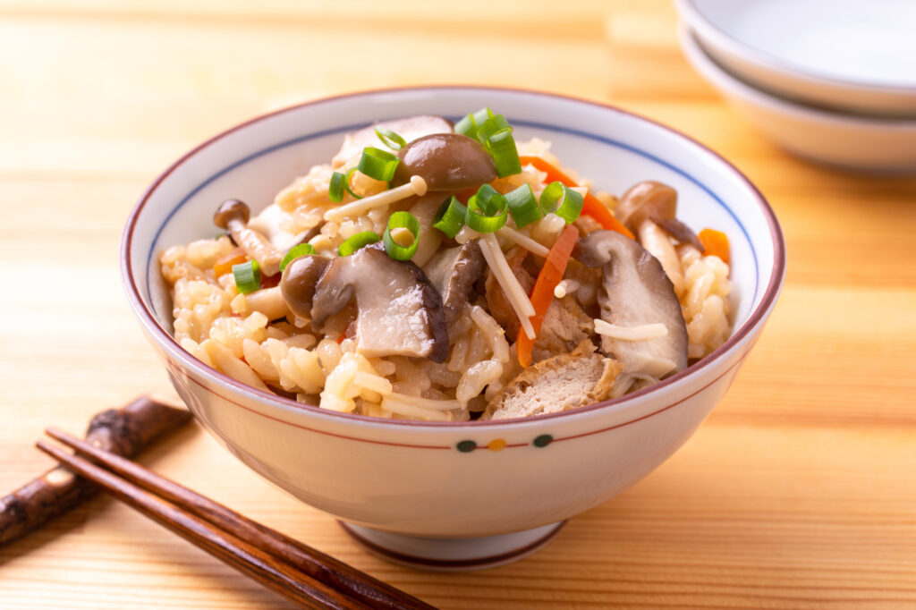 しいたけ入りの炊き込みご飯