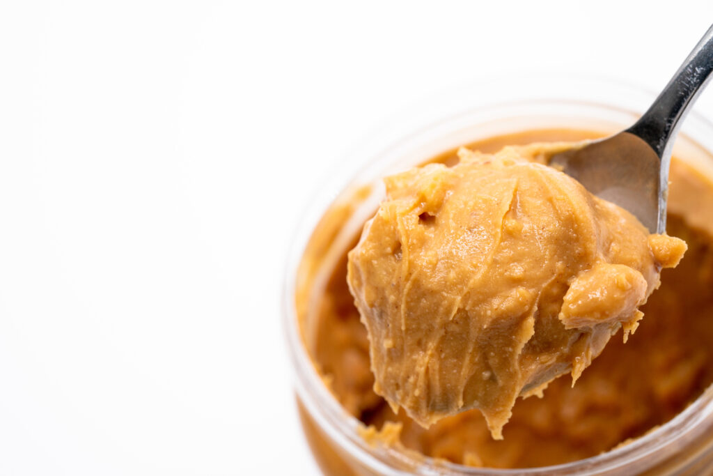 粒入りのピーナッツペースト