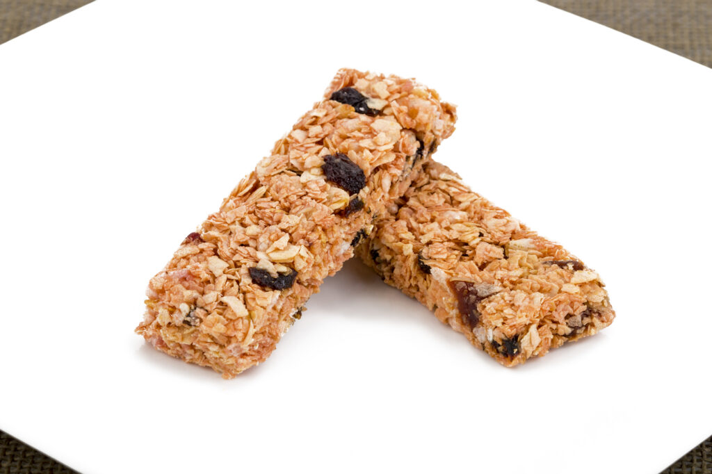 2本のプロテインバー