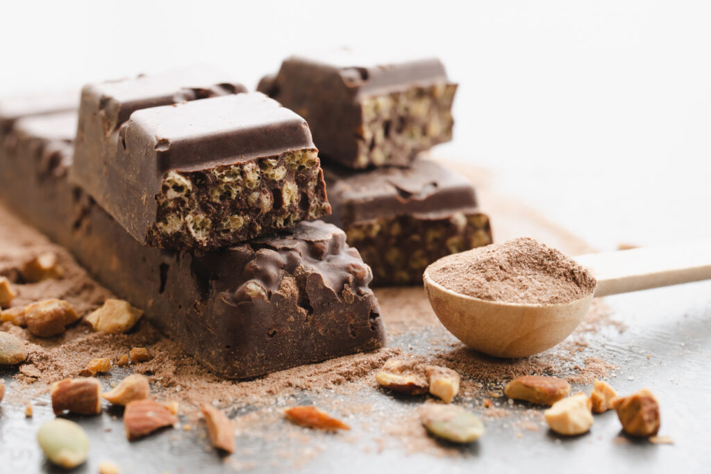 プロテインバーと粉プロテイン