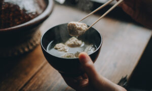 春のご自愛レシピ『みらいのしょうが』でつくる肉団子スープ